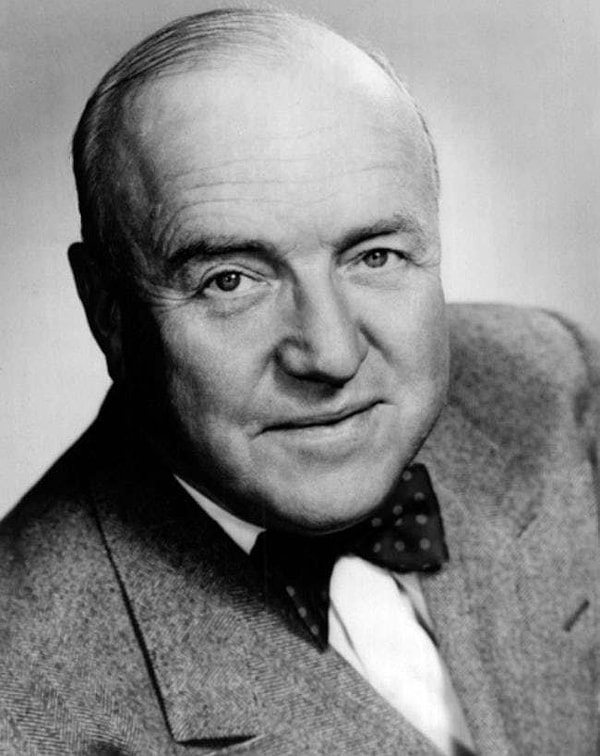 15. Уильям Фроули замертво упал на тротуаре