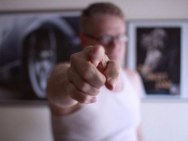 8. Не тратьте ни секунды на то, что вы "должны" обществу