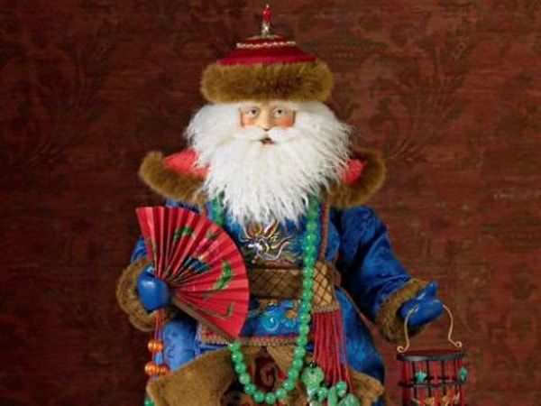 6. Шэнь Дань Лаожэнь поздравляет всех с Новый годом в...?