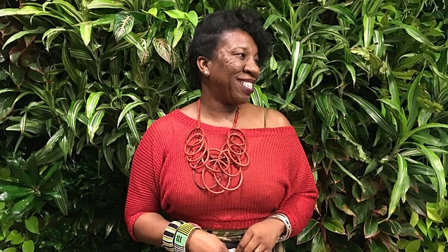1. Tarana Burke | #MeToo (Ben de) kampanyasının arkasındaki isim