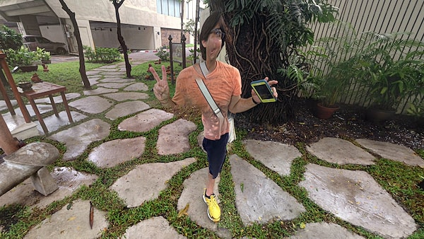 1. А это, вполне возможно, Андрей Малахов :)