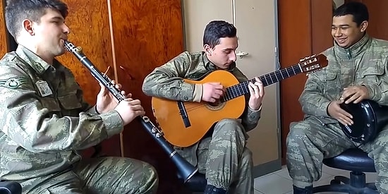 3 Mehmetçik'in Sosyal Medyayı Sallayan Şinanari Performansı