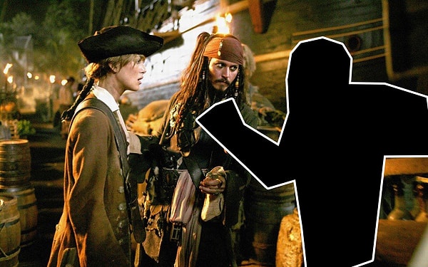 9. Какой персонаж был третьим на этом кадре?