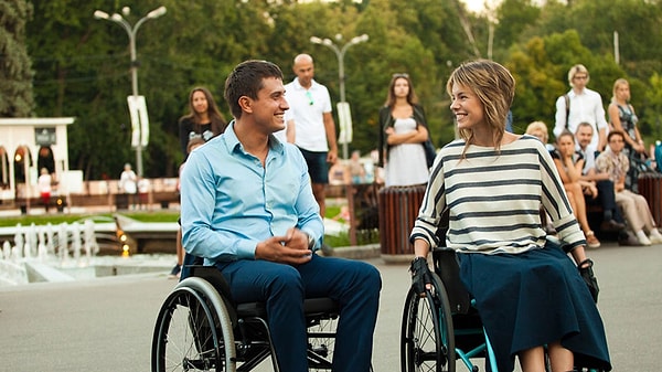 10. "Любовь с ограничениями"