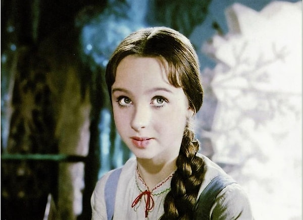 2. Настенька - 15-летняя Наталья Седых.