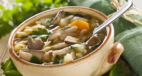 2. Грибной суп по рецепту Тоси Кислицыной из фильма "Девчата"