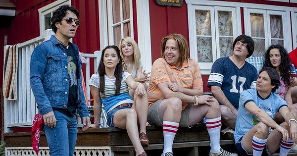 13. Жаркое американское лето: 10 лет спустя (сериал)