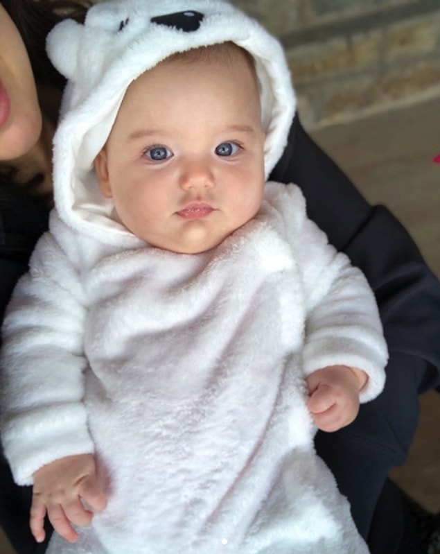 Arya bebeğin de bahtı açık, güzel günleri olsun 😇