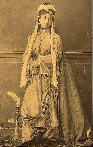 Osmanli Tarzi Abiye Modelleri Kadin Giyim Ve Moda Kadin Giyim Giyim Kiyafet