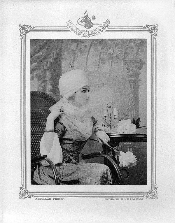 Sultan II. Abdulhamid'in eşi Kadın Efendi.