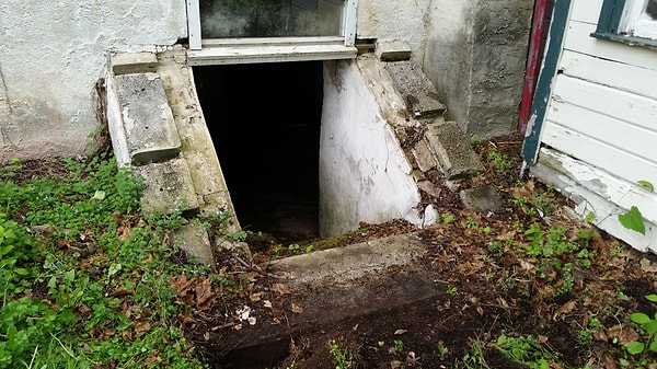 Вход в подезмный лабиринт. Но есть ли выход?