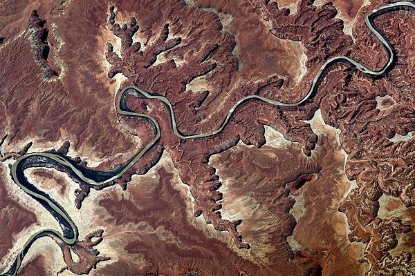 8. Yine Fransız astronot Thomas Pesquet'nin objektifinden bir kare. Colorado nehrinin inanılmaz desenleri...