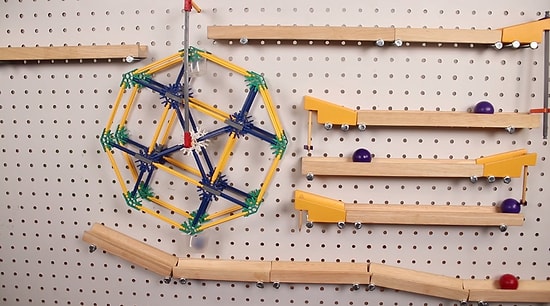 İzlerken Hipnotize Olacağınız Muhteşem Rube Goldberg Makinesi