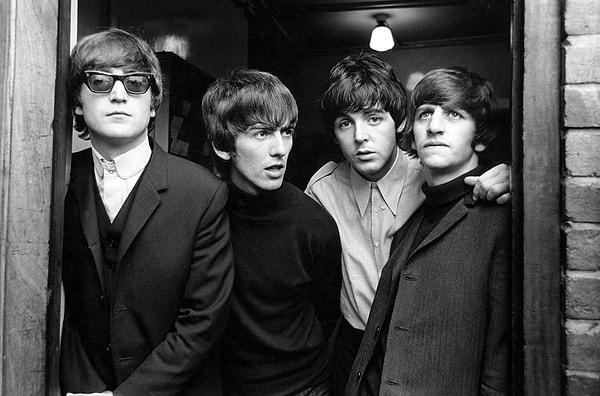 3. The Beatles’ın A Day in the Life şarkısının sonuna yerleştirilen sesin, yalnızca hangi hayvan tarafından duyulabileceği grup üyelerince ifade edilmiştir?