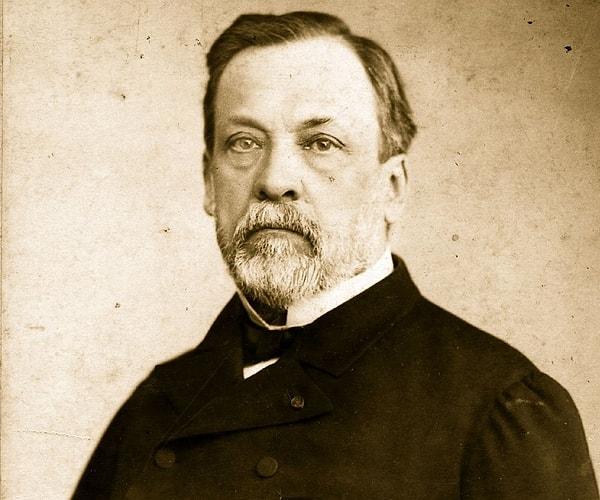 4. Fransız kimyager Pasteur’e insanlığa olan katkılarından dolayı Mecidiye Nişanı gönderen Osmanlı padişahı kimdir?