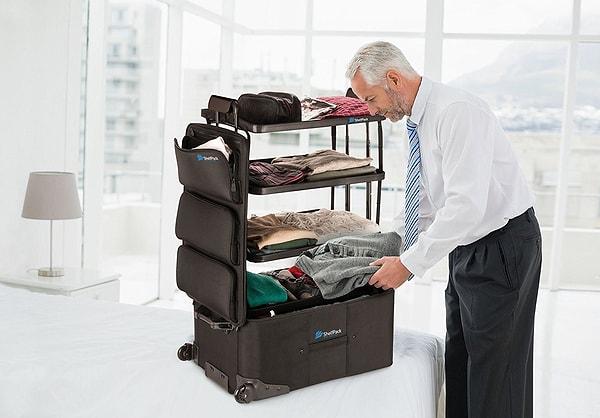 Valizlere yığılan kıyafetler, özel eşyalar derin bir nefes alsın: Kendi rafını barındıran valiz