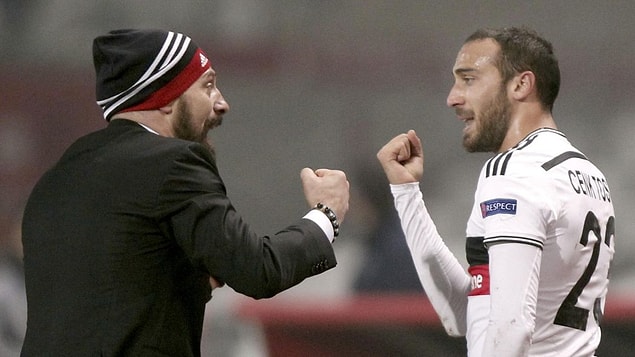 Beşiktaş'ta forma giydiği ilk sezonlarda çok forma şansı bulamasa da bulduğu her fırsatta şansını iyi değerlendirdi.