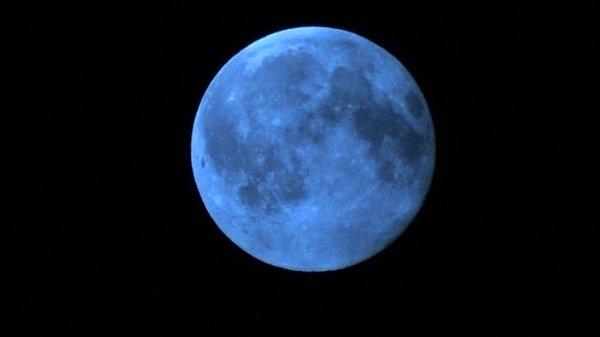Mavi Ay ne anlama geliyor?