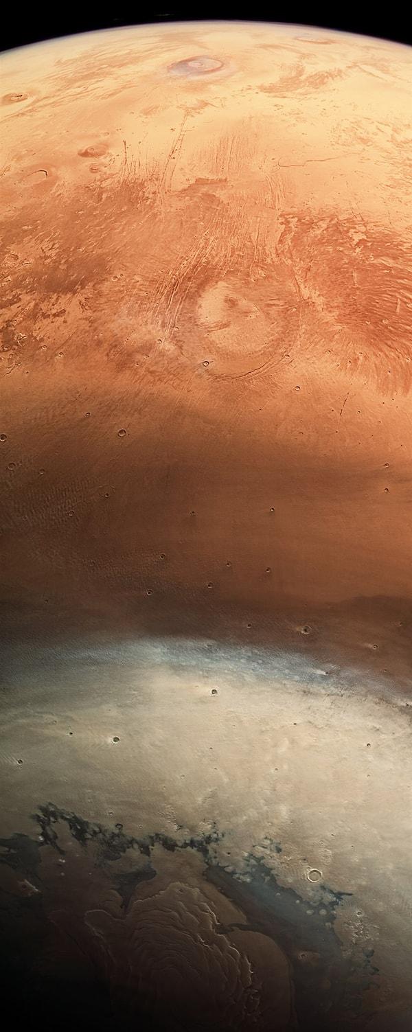 38. Avrupa Uzay Ajansı'nın Mars Express uzay aracı Kızıl Gezegeni böyle fotoğraflamıştı.