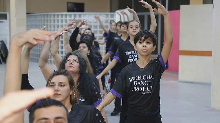 Bedensel Engellileri Sanatla Buluşturarak Büyük Bir Fark Yaratıyorlar: Wheelchair Dance Project