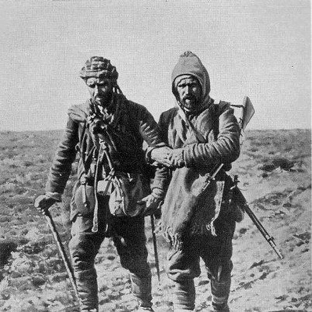 Bu filmde Atatürk'ü izleyecek olsak da merkezde farklı kişilerin hikayesi olacak.