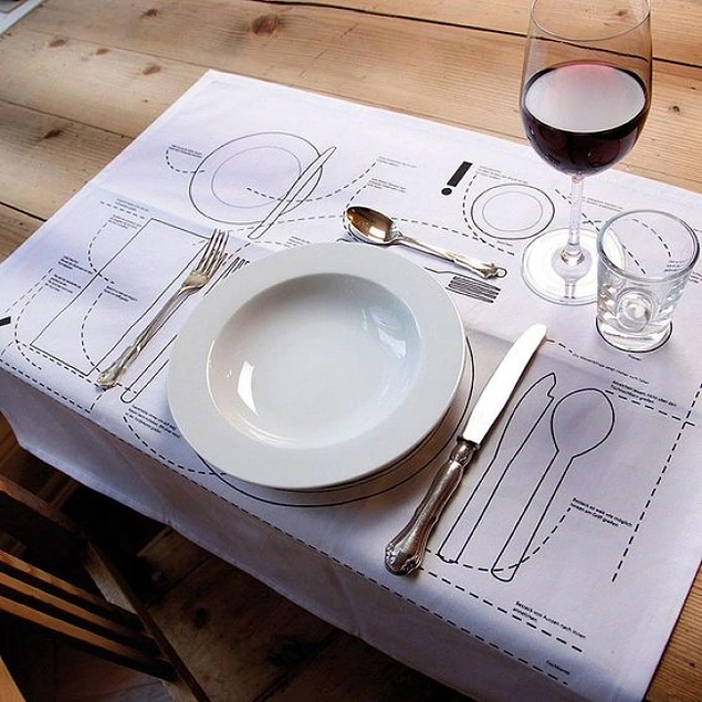 Şık yemeklerde neyin nereye konacağını bilmiyor musunuz? Bu yemek altlığı haritayla hepsini öğrenebilirsiniz.