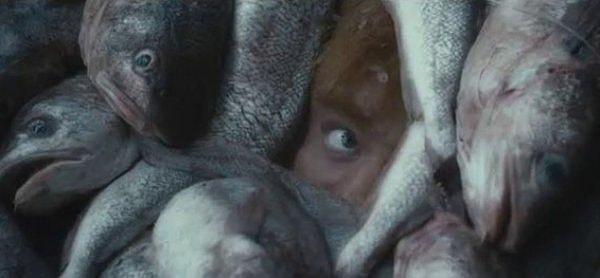 7. Hobbit'te Ori karakterini canlandıran Adam Brown'un balık fobisi var. İşte bu sahnede Adam, korkulu rüyasını gerçekten çekmişler.