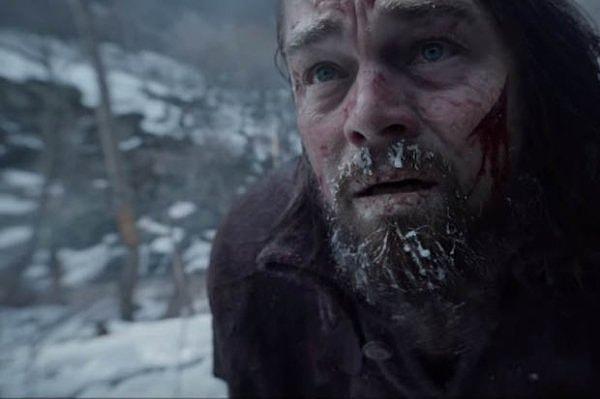 13. Leonardo DiCaprio'nun vejetaryen olduğunu biliyor muydunuz? Fakat Diriliş filmindeki bizon yeme sahnesinde gerçekten çiğ eti ısırmak zorunda kaldı.