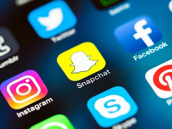 1. Как часто вы заходите в соцсети в течение дня?