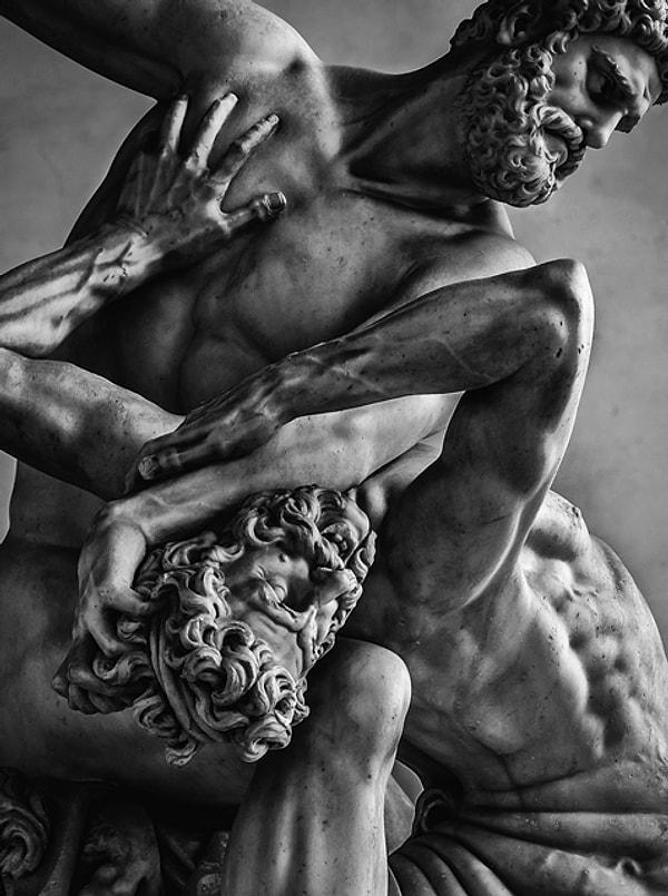 11. Hercules and the Centaur Nessus, Giambologna, Loggia dei Lanzi, Floransa,1599.