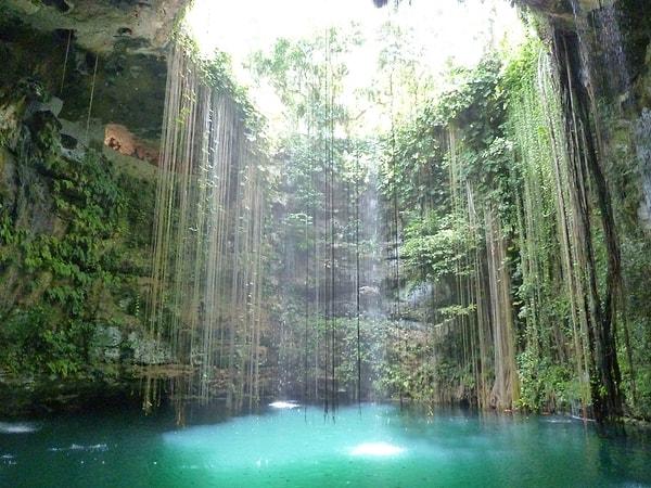 # Bir diğer güzellik: Cenote’ler…