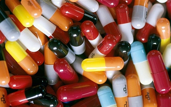 8. Что "убивают" антибиотики?