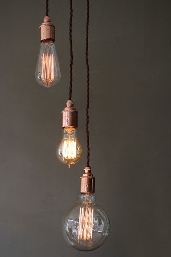 15. Классические и громоздкие люстры в прошлом! Теперь в моде подвесные лампы и лампы нового поколения.