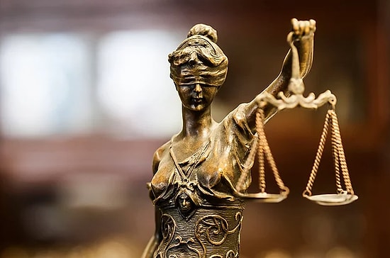 Yazar Alev Alatlı Adalet Şurası'nda Konuştu: 'Roma Hukukunun Gözleri Bağlı Tanrıçası Bize Göre Değil'