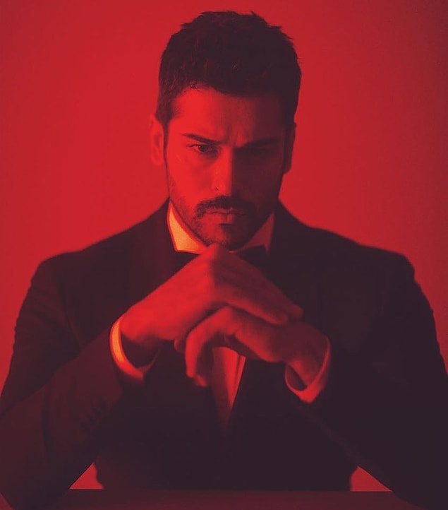 8. Burak Özçivit