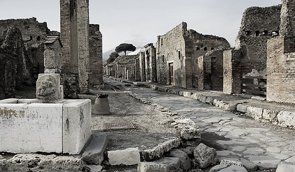 1. Стабии, Италия