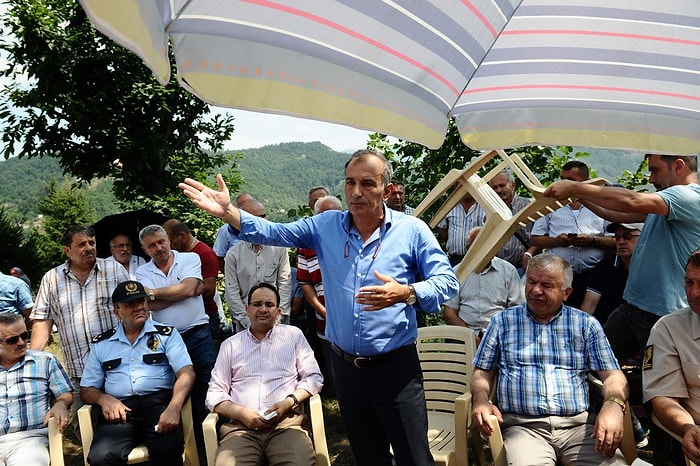 'Milleti Kandırdım, Vaatlerimi Gerçekleştirmedim' Diyen Belediye Başkanı Gazetecilere Çıkıştı: 'Neden Yazmadınız?'