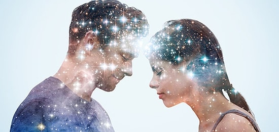 «А он мне нравится!»: как разные знаки зодиака ведут себя, когда влюблены