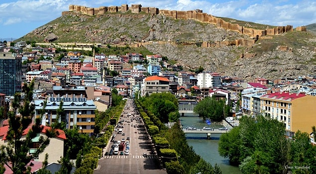 8. Bayburt’un yüzölçümü 15 ülkenin yüzölçümünden büyüktür.