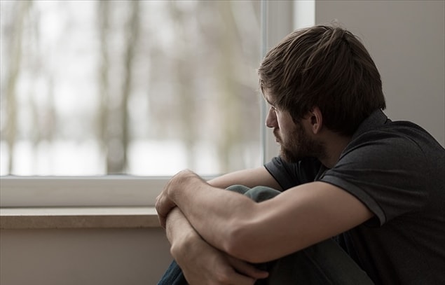 Kendini dağıtmışsın resmen, depresyondan acil çıkmalısın!