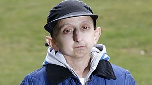 12. Дин Эндрюс