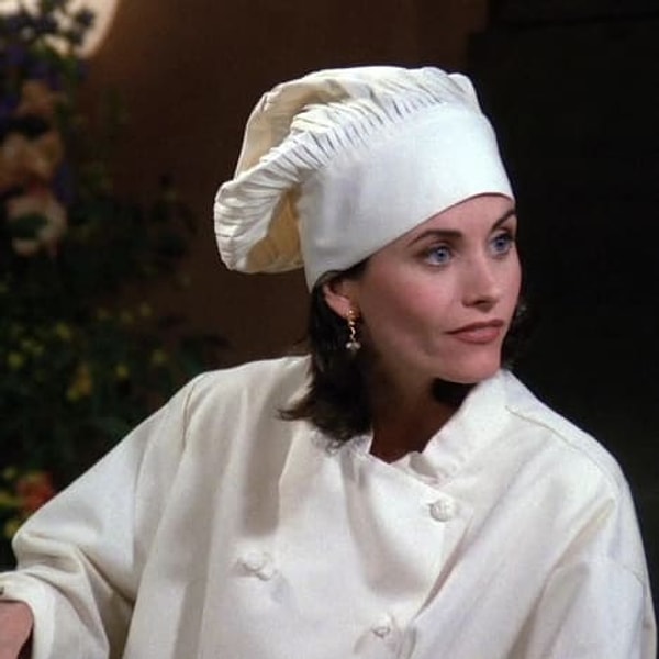 17. Чедлер, Моника и Росс построили успешную карьеру к 20-ти с небольшим и очень удивлены, что не у всех жизнь складывается так же