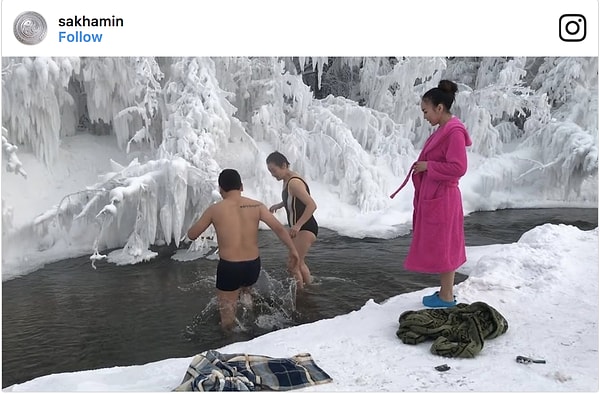 Как видите, местных жителей морозы не смущают.