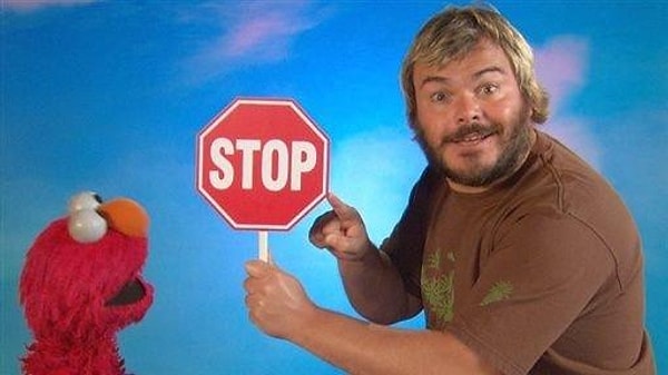 2. Говорить о личных интимных вещах, думая, что вас никто не понимает