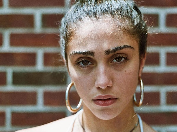 6. Дочь Мадонны, Лурдес Мария Чикконе-Леон