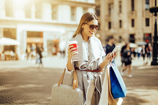 Cool Kadınların Tarzlarını İnceledik ve Onları Yıldız Yapan Bu 16 Parçayı Seçtik