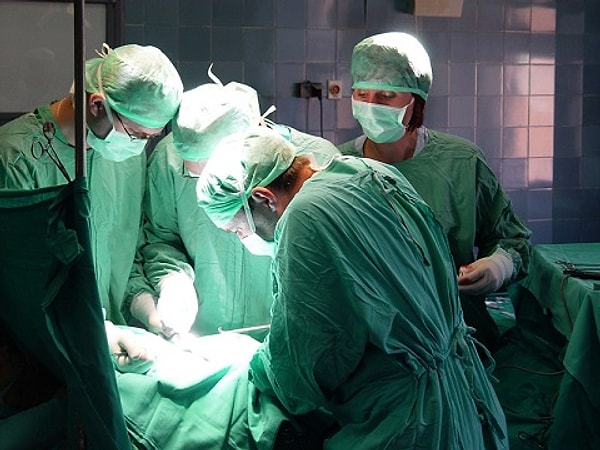 15. Если больной выздоровеет, то - с Божьей помощью, а если нет - то по вашей вине