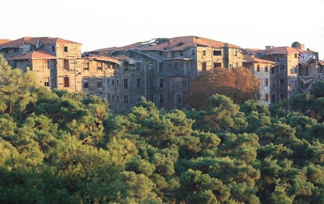 Büyükada Rum Yetimhanesi: Türkiye