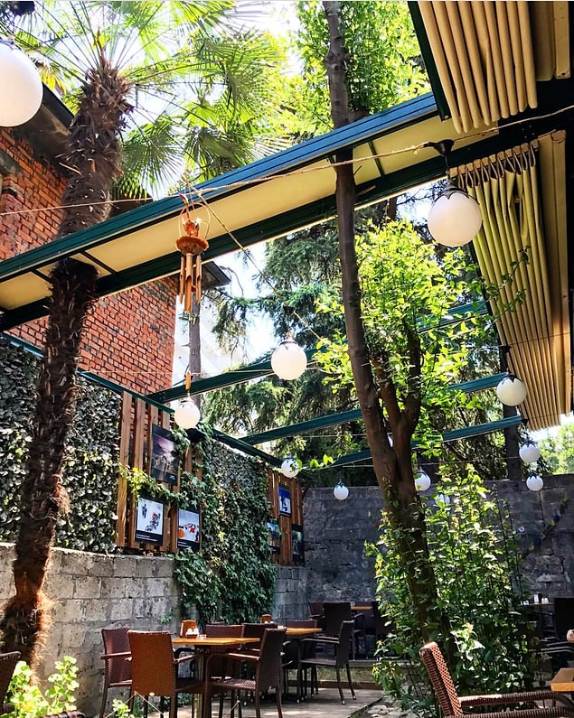 16. Kulüp Bahçe Kafe / Trabzon