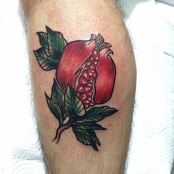 1. Итак, начнем. Сколько баллов ты дашь этой тату?